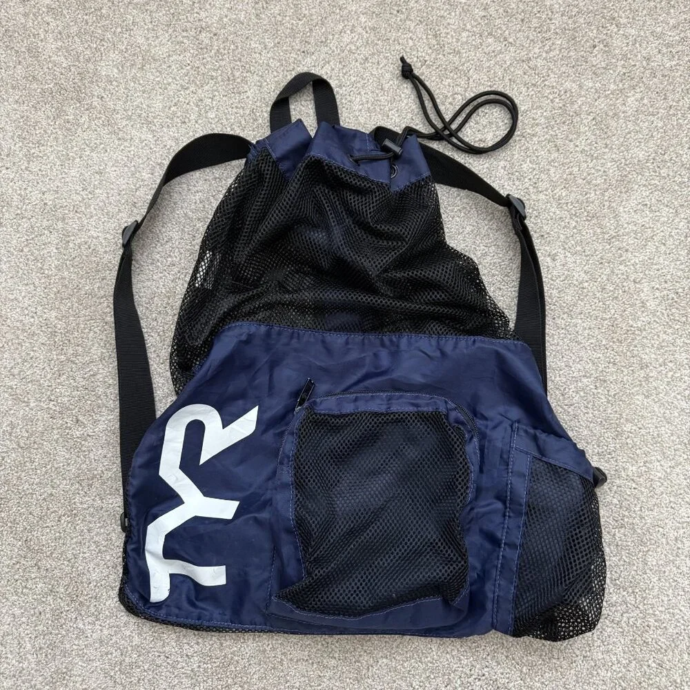 TYR Big Mesh Mummy Backpack 40L Black Zip Pocket swim - Picture 2 of 7